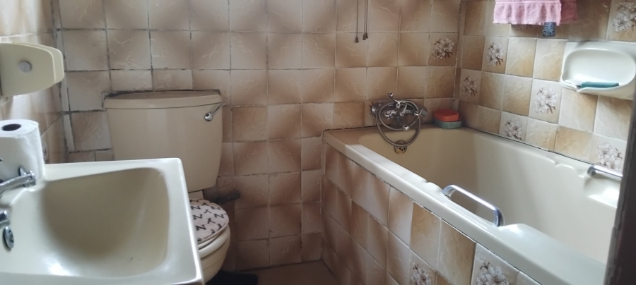 2 Bedroom Property for Sale in Mdantsane Nu 10 Eastern Cape